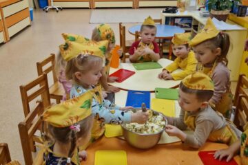 Gaismas darbnīca ar viecākiem “Svečturi Latvijai” 7.grupa “Vāverīte” 14